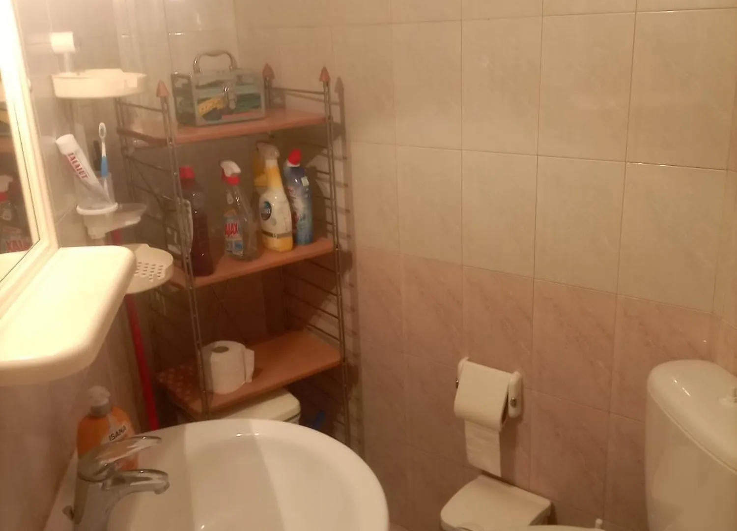 Rina'S Home Sarande